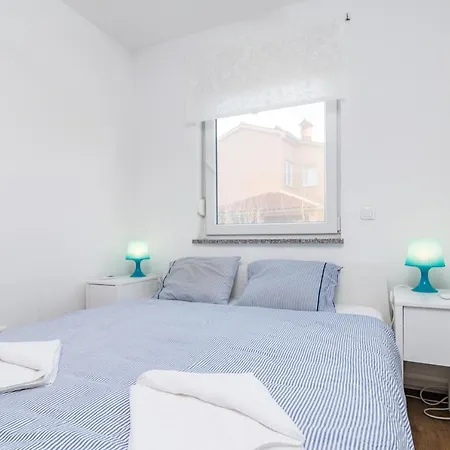 Marina View Apartman Ližnjan