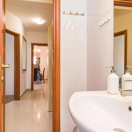 Marina View Apartment *