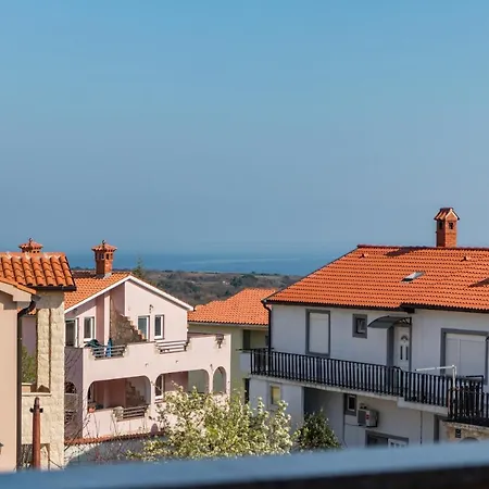 Apartment Marina View