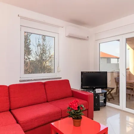 Marina View Apartment