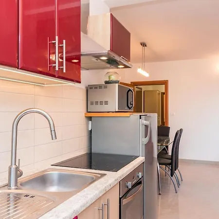 Marina View Apartment